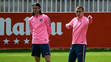 Filipe Luis y Griezmann. 