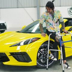 Yeferson Cossio muestra su carro millonario, único en Colombia