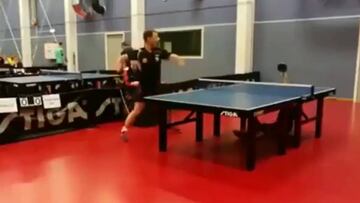 El espectacular punto en el tenis de mesa que es viral