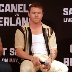 Canelo olvida a Crawford: “Teofimo López lo merece más que yo”