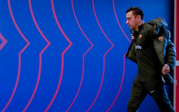 Xavi, en su llegada a la rueda de prensa del partido del Villamarín.