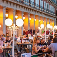 Un estadounidense descubre las palabras mágicas en español que te permiten entrar en cualquier sitio