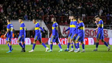 BUENOS AIRES, ARGENTINA - JULY 19: Luis Vázquez (R) of Boca Juniors leaves the pitch with teammates at the end of the first half during a match between Argentinos Juniors and Boca Juniors as part of Liga Profesional 2022 at Diego Maradona Stadium on July 19, 2022 in Buenos Aires, Argentina. (Photo by Marcelo Endelli/Getty Images)