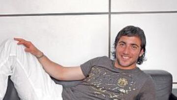 El argentino recuerda en as sus cuatro goles a los andaluces.