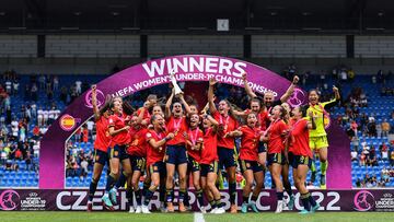 09/07/22 FUTBOL FEMENINO
CAMPEONATO EUROPA SUB19 SUB 19 FINAL
SELECCION ESPAÑOLA ESPAÑA - NORUEGA
ALEGRIA CELEBRACION CAMPEONAS COPA TROFEO
PUBLICADA 10/07/22 NA MA18 5COL