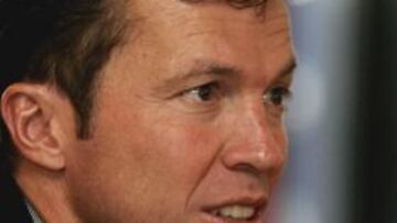 Lothar Matthäus critica a Maradona y cree que Alemania es favorita para el partido de cuartos contra Argentina.