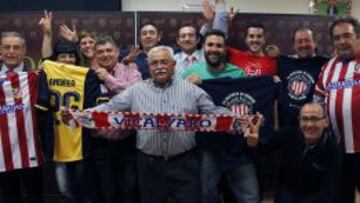 Los pe&ntilde;istas posan antes de la final de Lisboa. 
 