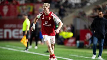 01/02/25 PARTIDO PRIMERA FEDERACION RFEF
REAL MURCIA - CD ALCOYANO
ANTONIO MANUEL TORAL