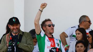 Una banda de nivel mundial está en Chile y visitó el Estadio Municipal de La Cisterna: así la recibieron