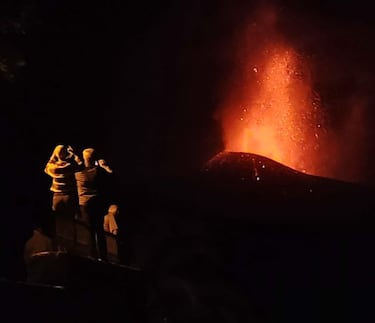 El ¨²nico regate posible al volc¨¢n de La Palma