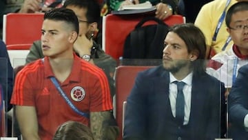 Pascual Lezcano y James Rodríguez durante un partido de Selección Colombia.