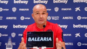 Paco L&oacute;pez, entrenador del Levante