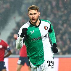 Santi Giménez, ¿socio o competencia para Pulisic en el Milan?