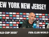 El DT de Chelsea quiso explicar la diferencia entre Europa y Sudamérica, pero no esperaba esto