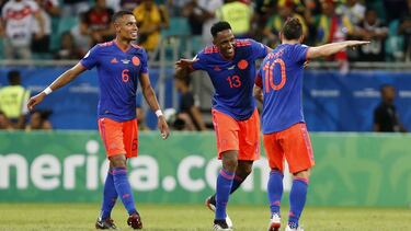 Jugadores de la Selección Colombia celebrando el triunfo sobre Argentina en el debut en Copa América.
