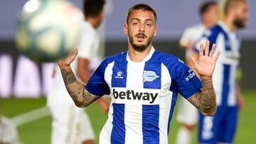 Joselu fue el autor del &uacute;nico gol que hasta ahora ha logrado el Alav&eacute;s en LaLiga esta temporada.