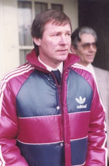 En el verano de 1978 se convirtió en el nuevo entrenador del Aberdeen en sustitución de Billy McNeill, quien había sido contratado por el Celtic. El Aberdeen era uno de los equipos más importantes de Escocia .