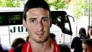 <b>ATADO. </b>Aritz Aduriz disputará la Champions con el Valencia.
