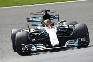 Lewis Hamilton de Mercedes. 