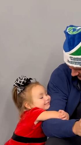 The Dallas Mavericks met with children from Vogel Alcove to help with Christmas activities and Doncic’s interaction with this little girl is adorable.