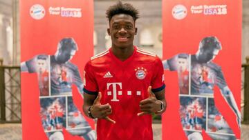 Pese a su difícil infancia a causa de la guerra, Davies encontró en el fútbol el escenario perfecto para salir adelante y ser un ejemplo de perseverancia