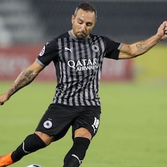 Cazorla la rompe en Qatar