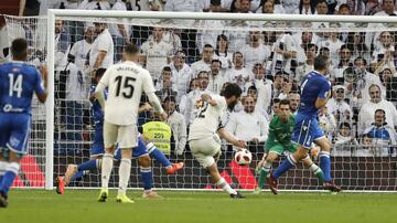 El jugador del Real Madrid Isco marca el 6-1 al Melilla. 