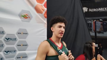 Karim López, de 16 años de edad, debutó en el baloncesto español