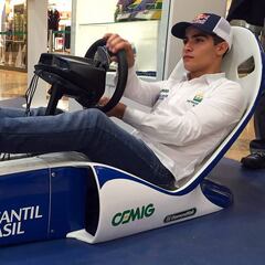 Sainz y Sette Camara en los test de Silverstone con Toro Rosso