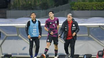 
 
 &lt;br&gt;&lt;br&gt;
 
 Raul Jimenez celebra su gol 1-0 con Gerardo Martino Director Tecnico de Mexico durante el partido Mexico (Seleccion Mexicana) vs Panama, correspondiente a la Clasificacion de la CONCACAF camino a la Copa Mundial de la FIFA Qata