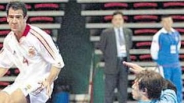 <b>TRABAJADO. </b>Los hombres de Lozano lo tuvieron difícil para batir al meta portugués.