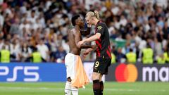 09/05/23 PARTIDO IDA SEMIFINALES CHAMPIONS LEAGUE 
REAL MADRID - MANCHESTER CITY 
SALUDO FIN DE PARTIDO VINICIUS JR ERLING HAALAND 