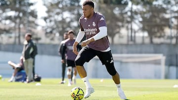 01/04/2026
Entrenamiento Real Madrid
Mbappé