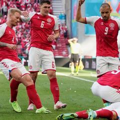 Eriksen cae desplomado durante el Dinamarca-Finlandia