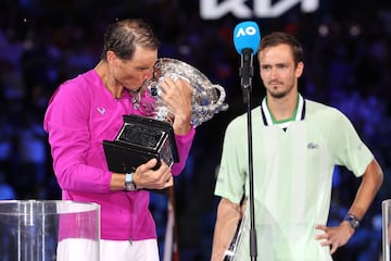 Pero Nadal logró una remontada histórica para ganar su 21º Grand Slam, consolidando su legado como uno de los mejores tenistas de la historia.