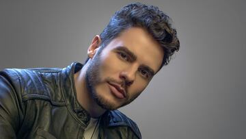 El músico chileno que homenajea a Luis Miguel con “La incondicional”