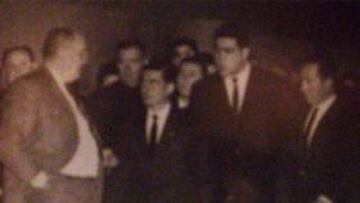 Santiago Bernabéu visitando la Peña