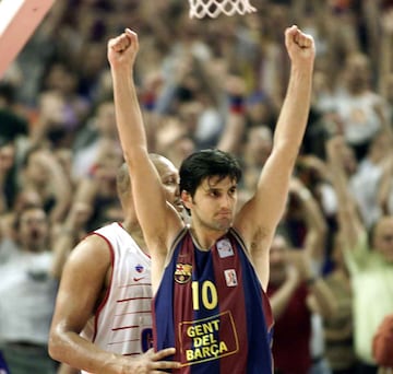 El ahora presidente de la Euroliga fue uno de los jugadores más versátiles del baloncesto europeo, capaz de compatibilizar varias posiciones. Ganó tres Euroligas, la primera cuando la competición todavía dependía de la FIBA (2000 con el Panathinaikos). También alzó el título en 2001 (Panathinaikos) y 2003 (Barça). Uno de los jugadores que cogió el Puente Aéreo: pasado madridista y Recopa del 97 ganada con los blancos.