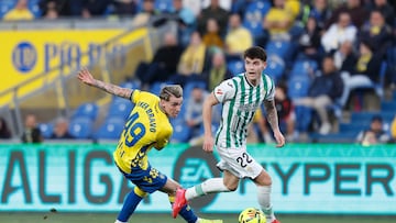 Trilli, supera a Iker Bravo