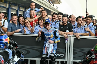 Alex Márquez celebra la segunda plaza en la carrera al esprint. 