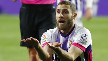 Soccer Football - La Liga Santander - Real Valladolid v Real Madrid - Estadio Jose Zorrilla, Valladolid, Spain - February 20, 2021 Real Valladolid&#039;s Shon Weissman reacts REUTERS/Juan Medina