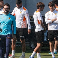 El Valencia busca su primer pleno ante el Levante, con el equipo recuperado