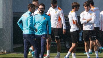 El Valencia busca su primer pleno ante el Levante, con el equipo recuperado