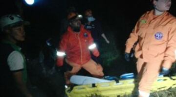 Im¨¢genes de las operaciones de rescate del accidente a¨¦reo del vuelo que transportaba al Chapecoense.