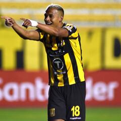 Jair Reinoso le anota a Santos en Copa Libertadores