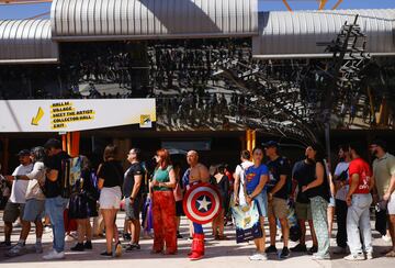 Desde superhéroes hasta personajes de anime, el espíritu friki conquista cada rincón del evento.