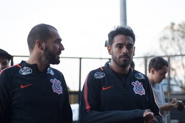 Corinthians ya se adapta a la altura de Bogotá