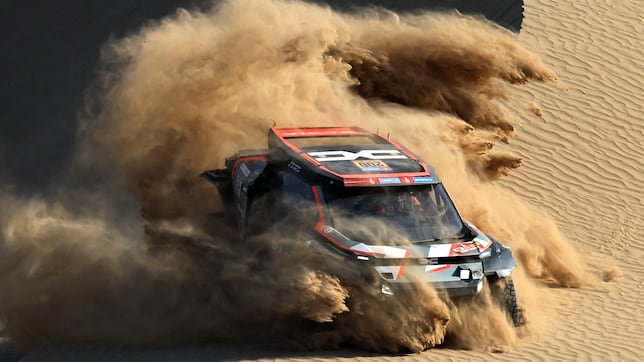 Al Attiyah sigue en modo depredador