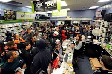 GameStop se desploma en bolsa tras cancelar su venta