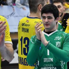 El Bidasoa recupera a Cavero y a Azkue para volver a ganar
